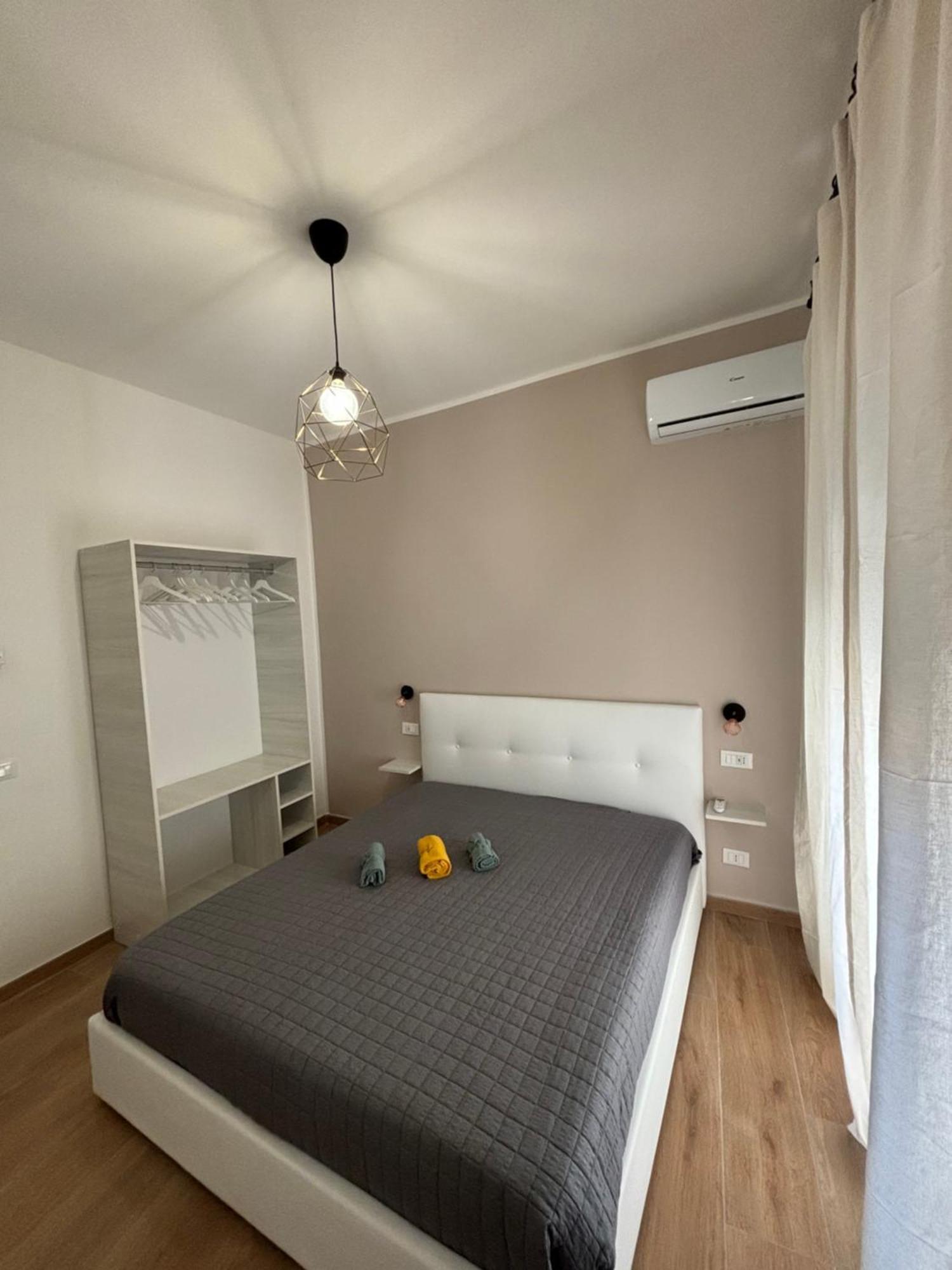 Perni Rooms Palermo Exterior photo