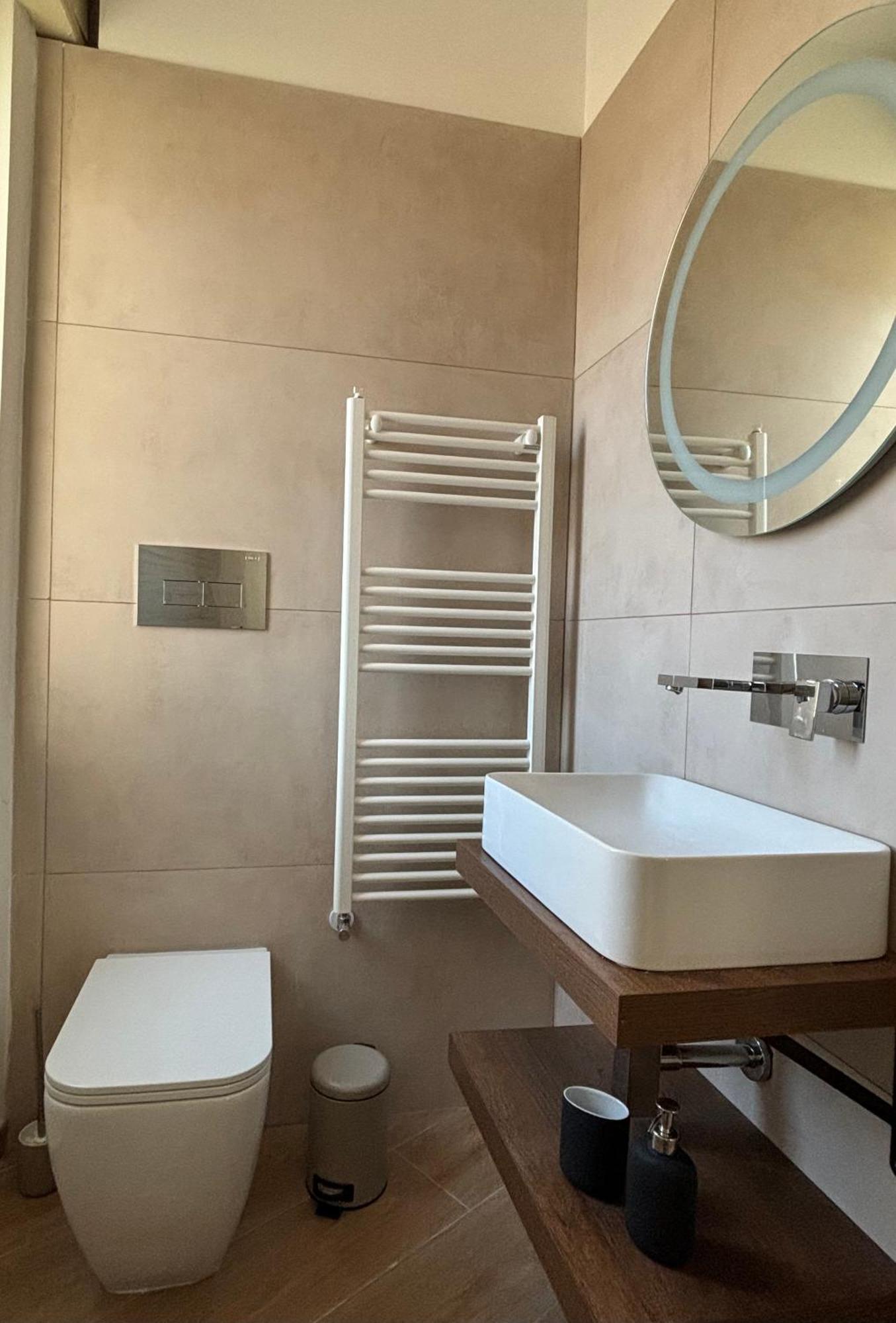 Perni Rooms Palermo Exterior photo